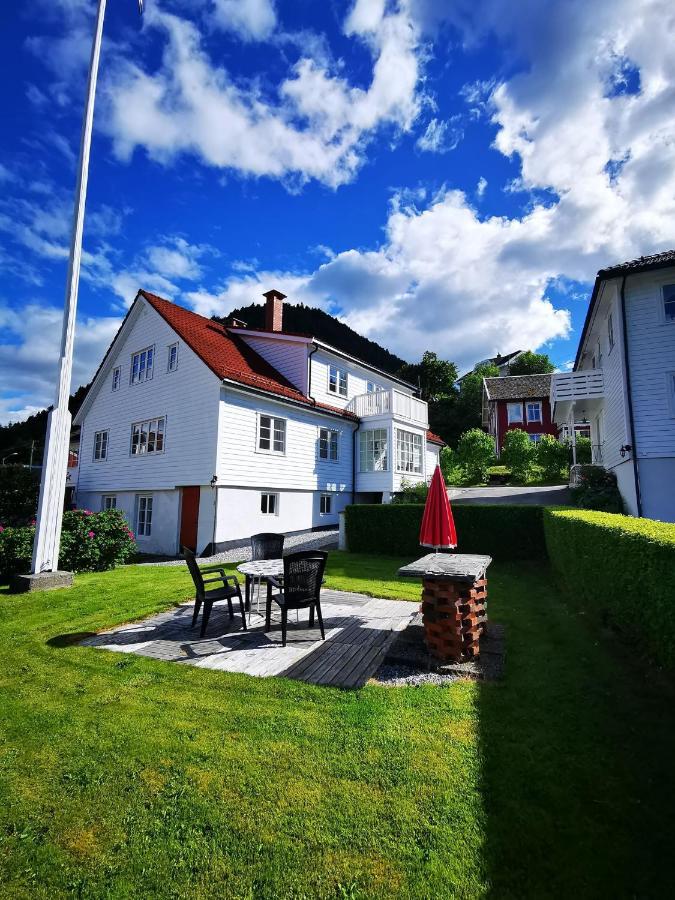Sjobuer Marifjora